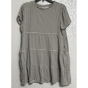 Loft Tiered Short Sleeve Knee Length Gray & Black Striped Dress Pockets Petite L